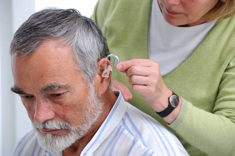 La période d'adaptation aux appareils auditifs